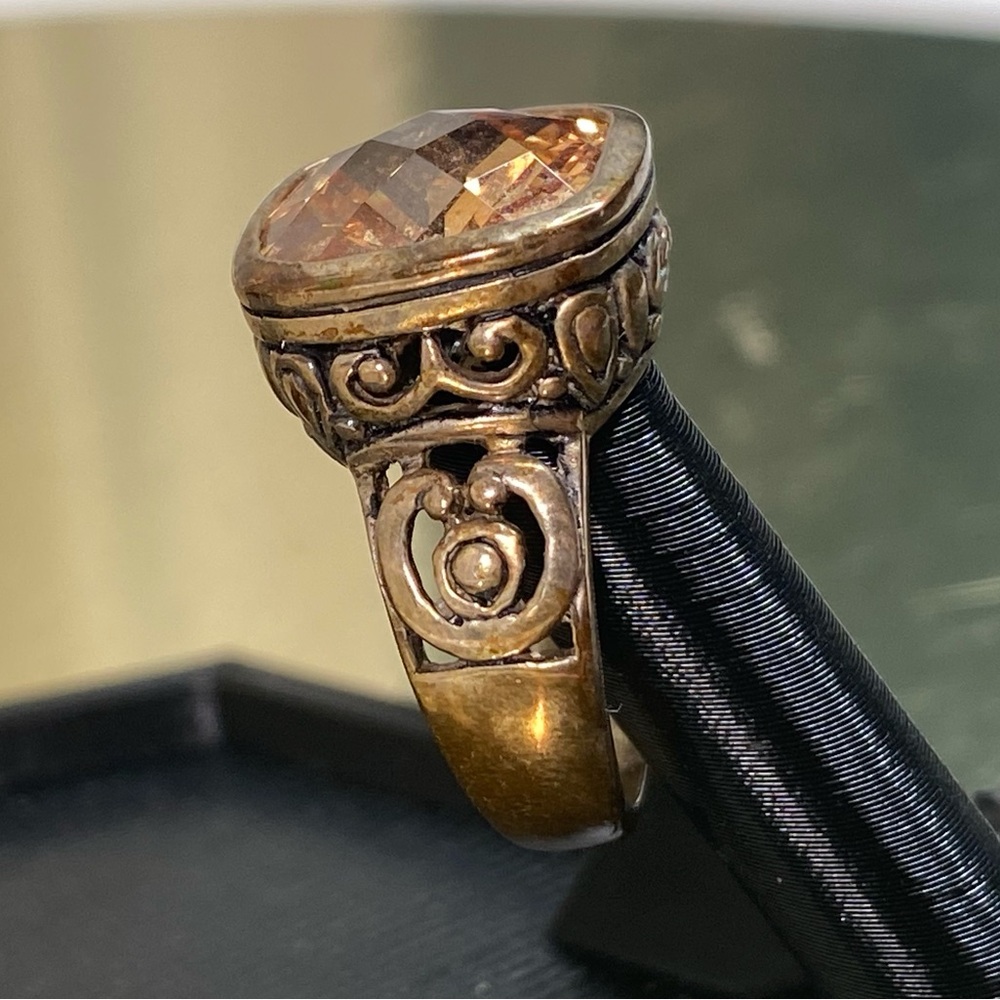 Vintage Gold Ring with Champagne Faceted Stone
